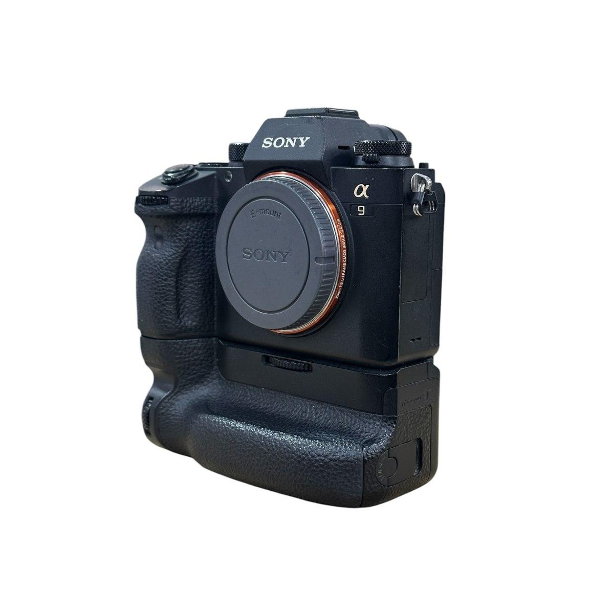 Usato Sony A9 body omaggio battery grip - Fotocamera Full Frame - Scatti: 25962