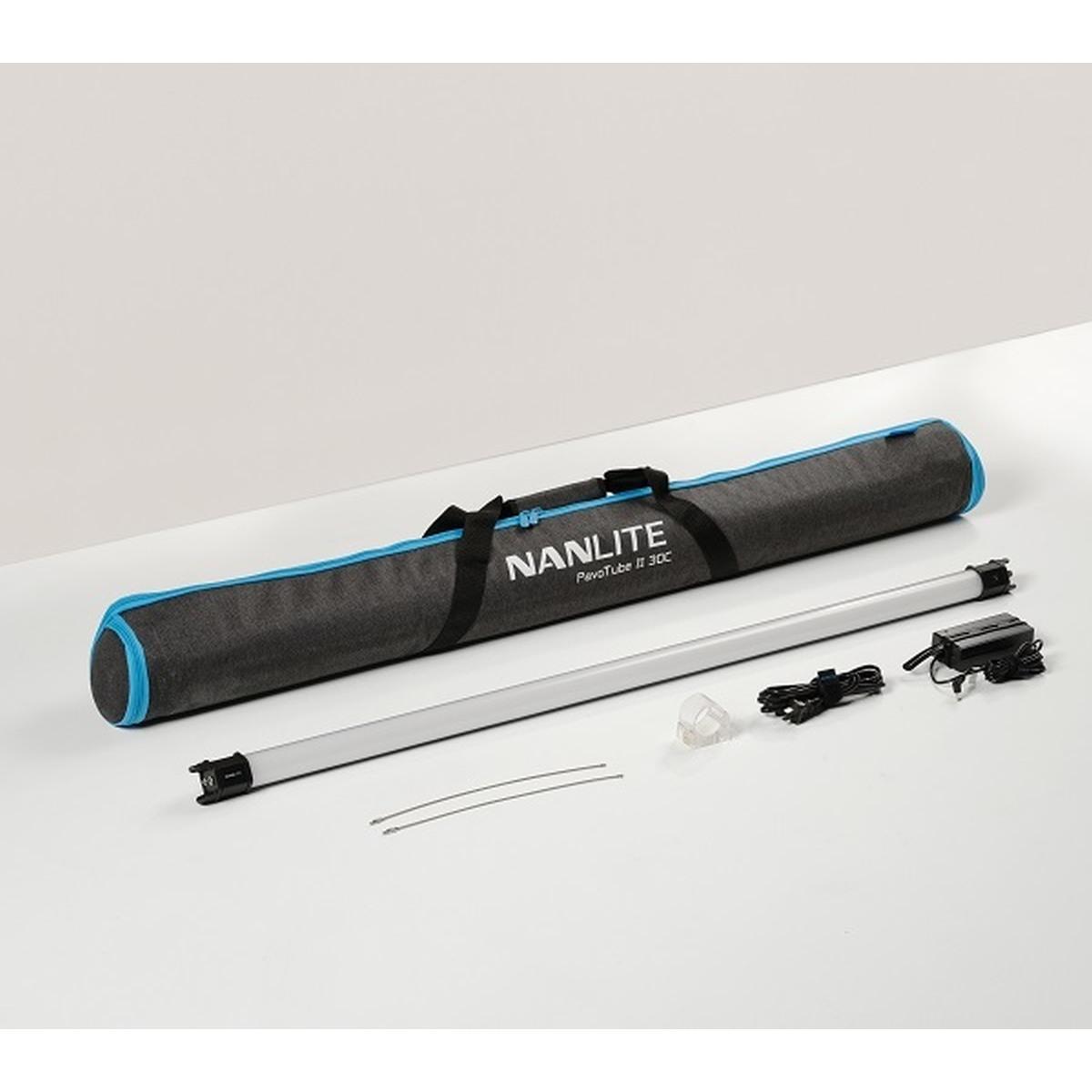 Illuminatore NANLITE PAVOTUBE II 30C LED RGBWW 60W 120 CM