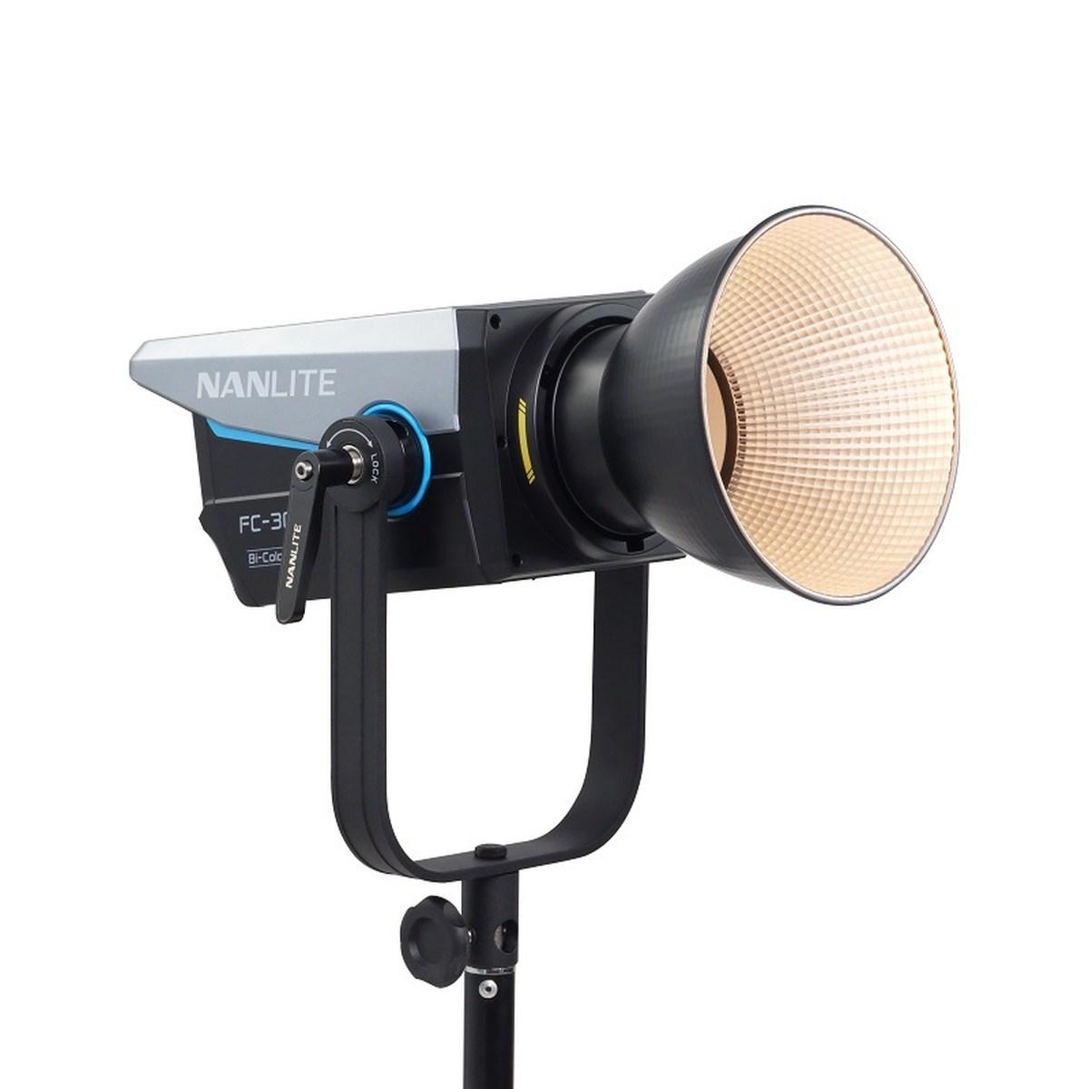 Illuminatore NANLITE FC-300B LED BI-COLOR SPOT LIGHT