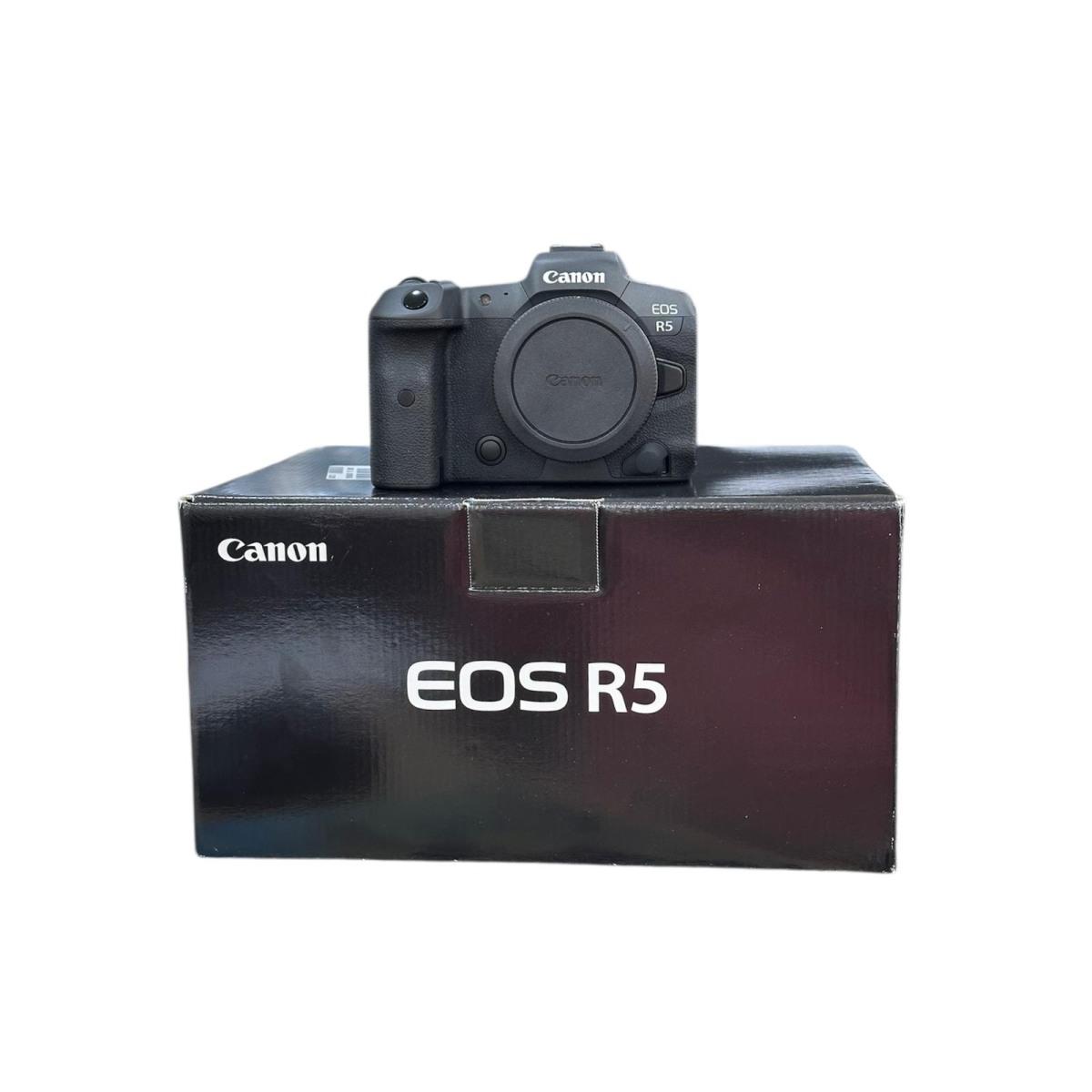 Usato Canon Eos R5 Body - num scatti < 63000 Matr.073021000977 - Usato fotografico garantito