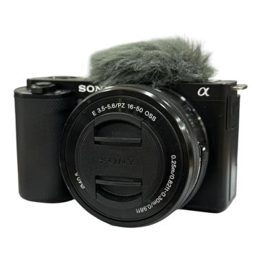 Usato Sony Zv-E10 Body + Obiettivo Selp16-50- ZVE10LBDI - 957 scatti.