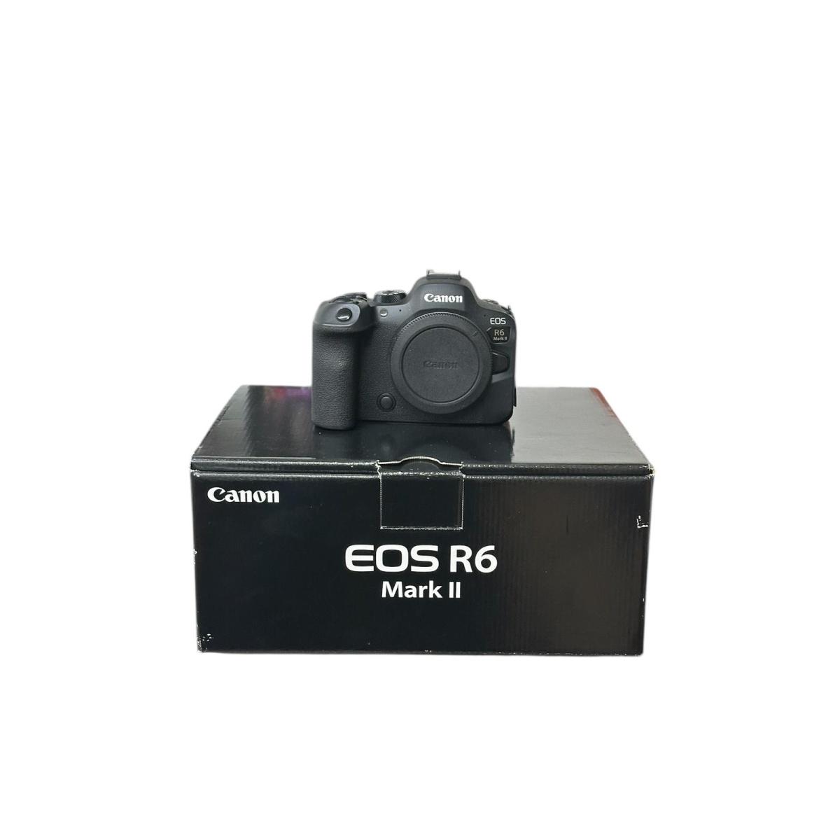 Usato Canon Eos R6 II Body - Scatti meno 17000 - num matr 433022000711