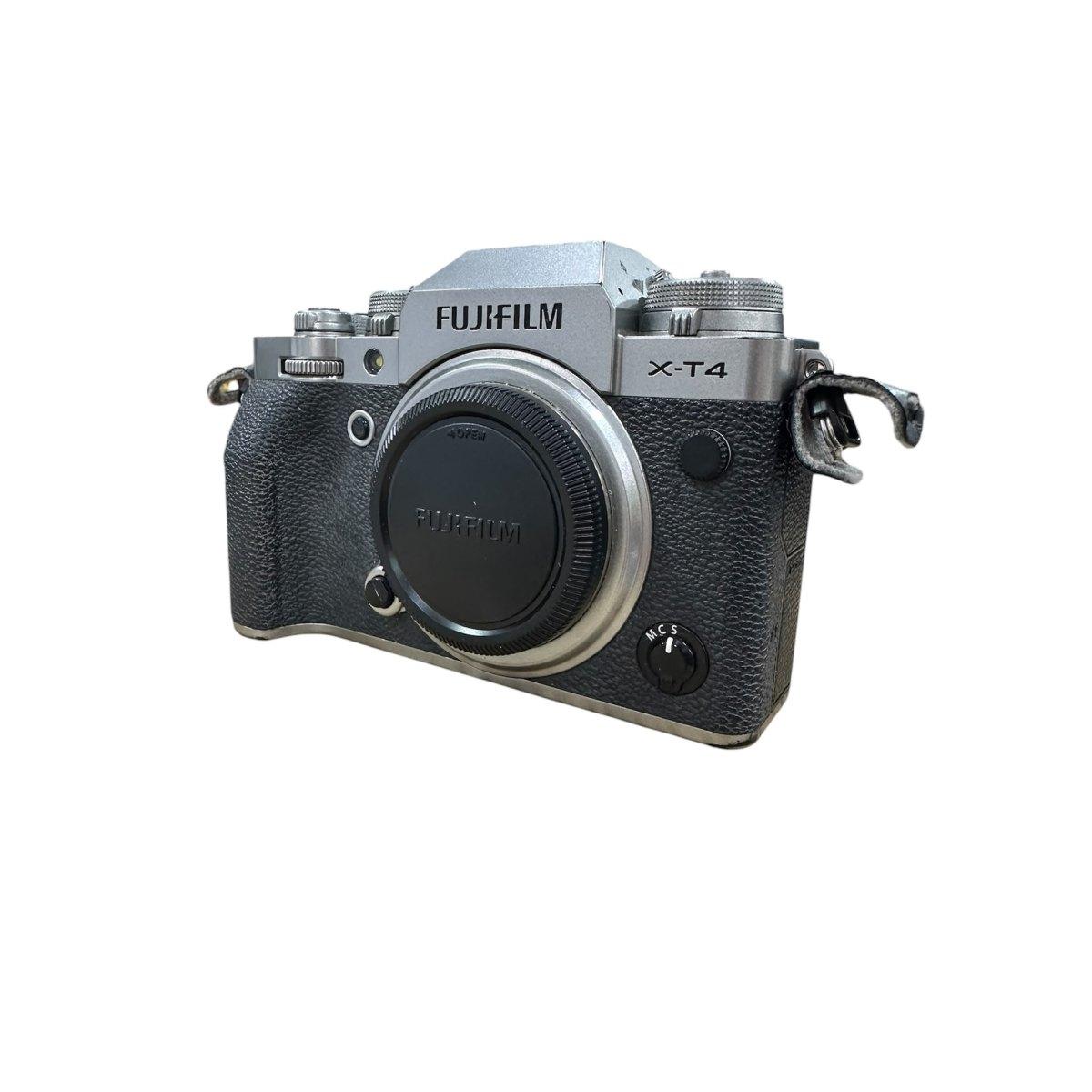 Usato Fujifilm X-T4 body Silver 0CQ04822 - Usato Garantito