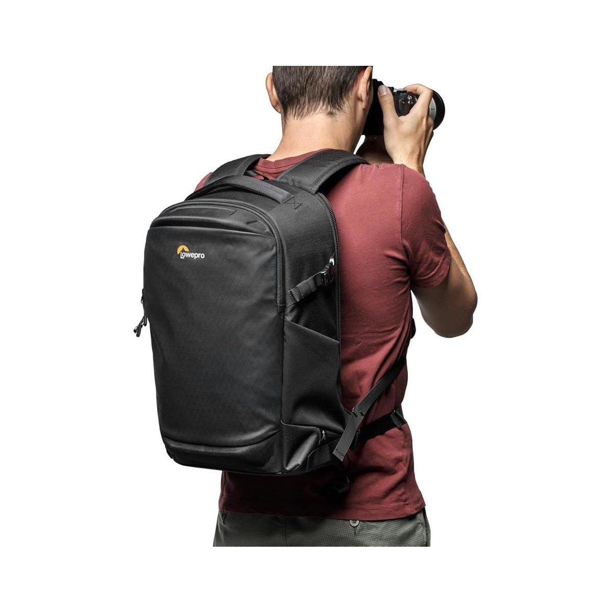 Zaino Lowepro ProTactic BP 300 AW III LP37350-PWW