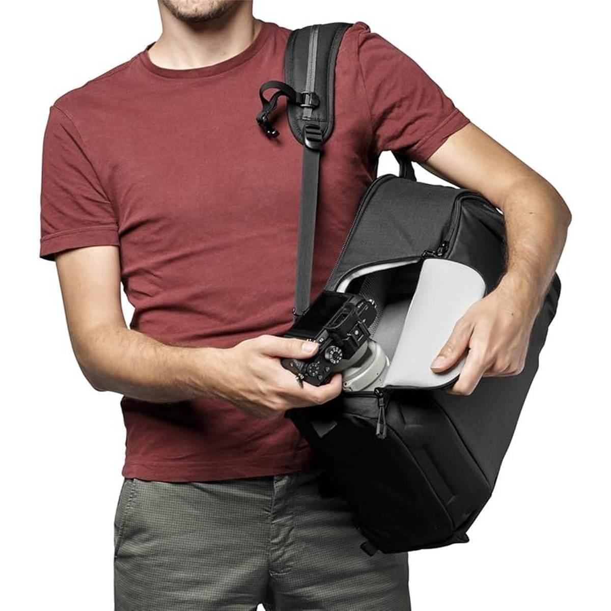 Zaino Lowepro ProTactic BP 300 AW III LP37350-PWW