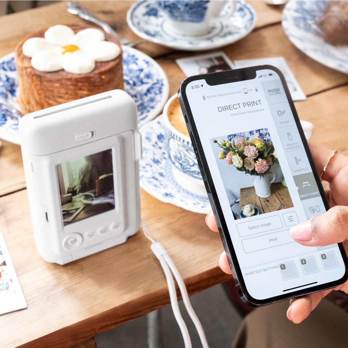 Fujifilm Instax Mini LiPlay Plus WhiteFotocamera Istantanea - Garanzia Fujifilm Italia 2 anni