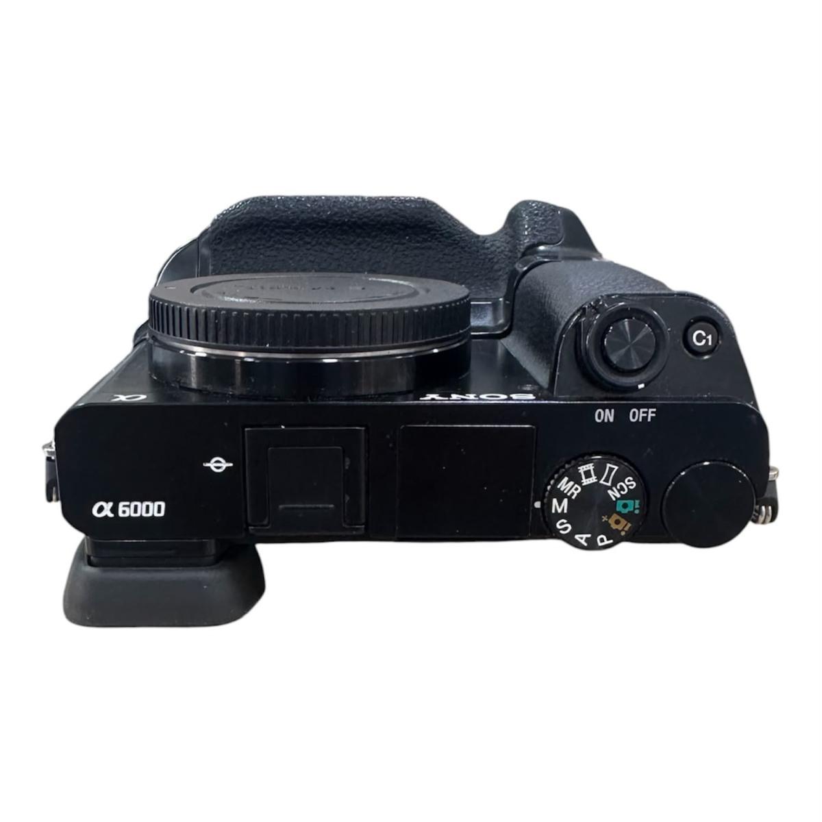 Usato Sony A6000 body matr 7440264 + battery grip omaggio